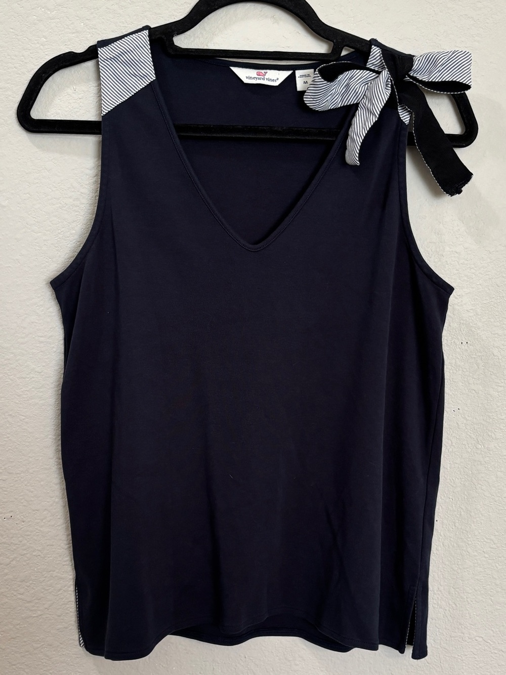 Vineyard Vines Navy Preppy Chic Tie Shoulder Sleeveless Blouse Size Medium
